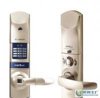 智能门锁 从高档指纹锁到密码磁卡锁，现代家居的安全守护者